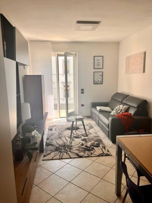 Me Ca - Appartamento Vacanze Riva del Garda Bagian luar foto