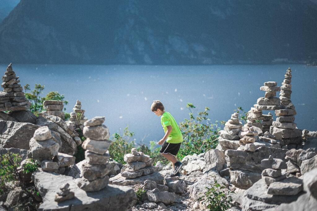 Me Ca - Appartamento Vacanze Riva del Garda Bagian luar foto